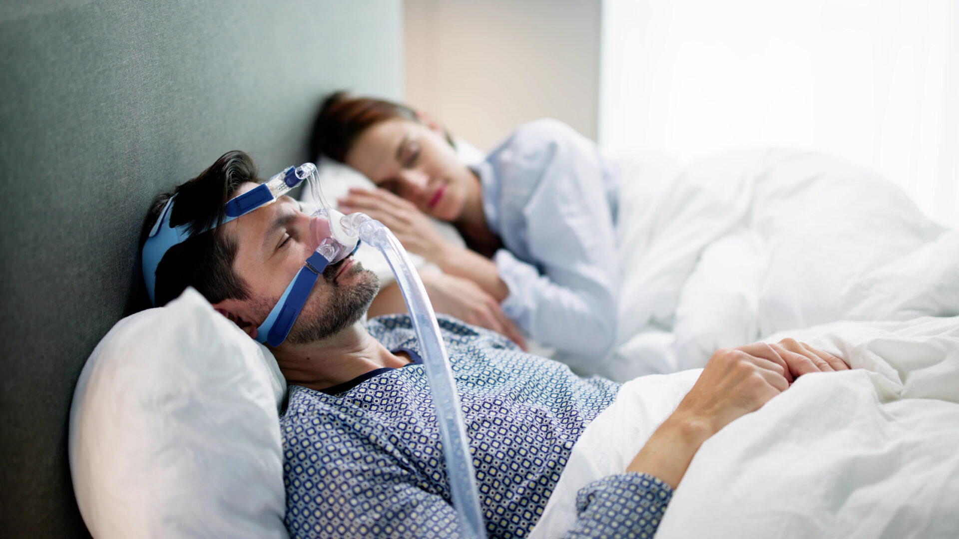 Tú, yo y la CPAP. Trastornos del sueño y dormir en pareja